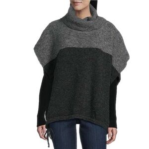 V. Fraas Two-Tone Gray and Black Cowl Neck Poncho One Size